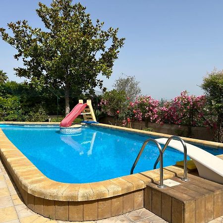 Casa Vacanze Salvatore 팔라쫄로 아크레이데 외부 사진