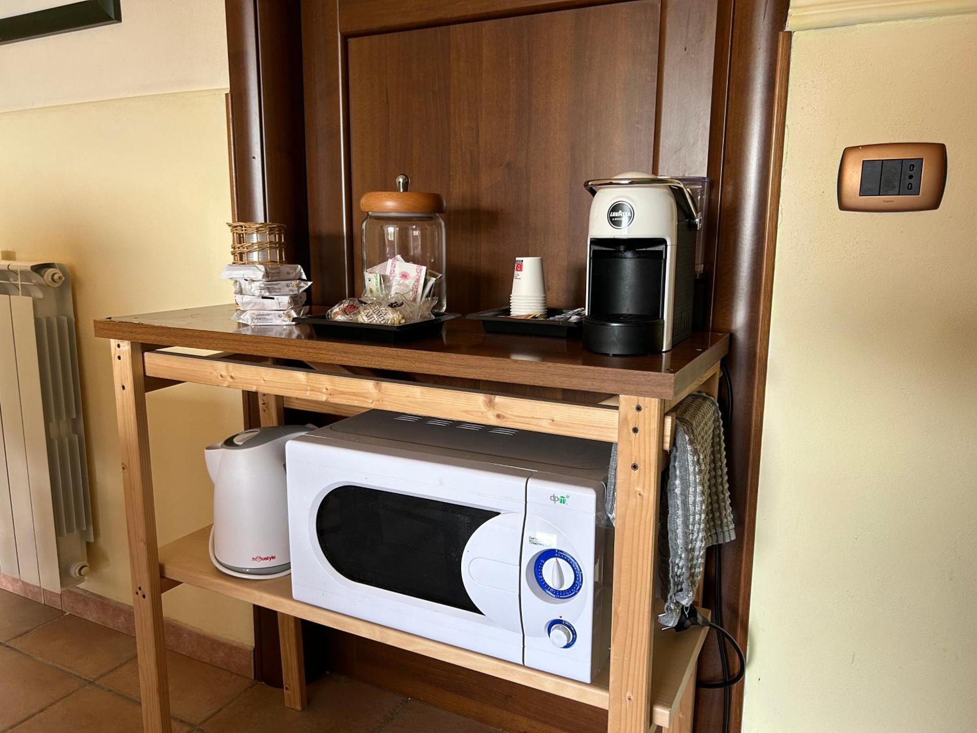 Casa Vacanze Salvatore 팔라쫄로 아크레이데 외부 사진